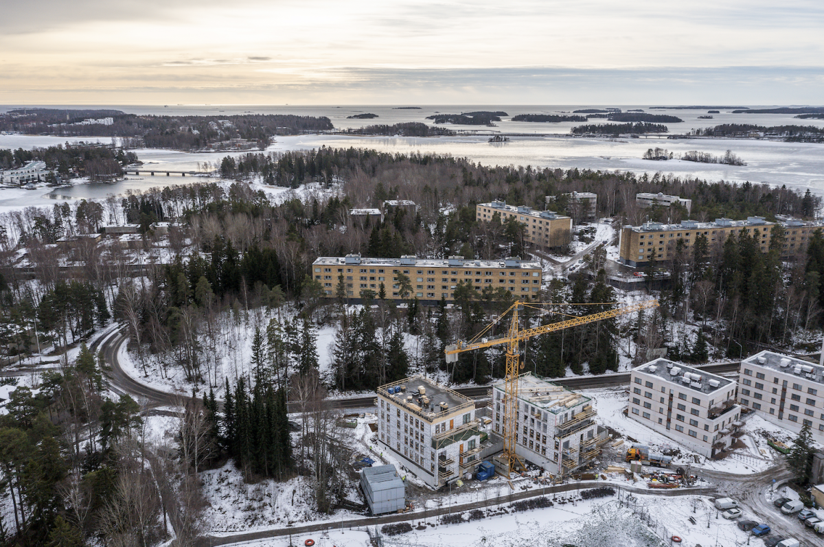 Työmaan valaistus ja turvallisuus: Miten varmistat riittävän valaistuksen kaikissa työvaiheissa?